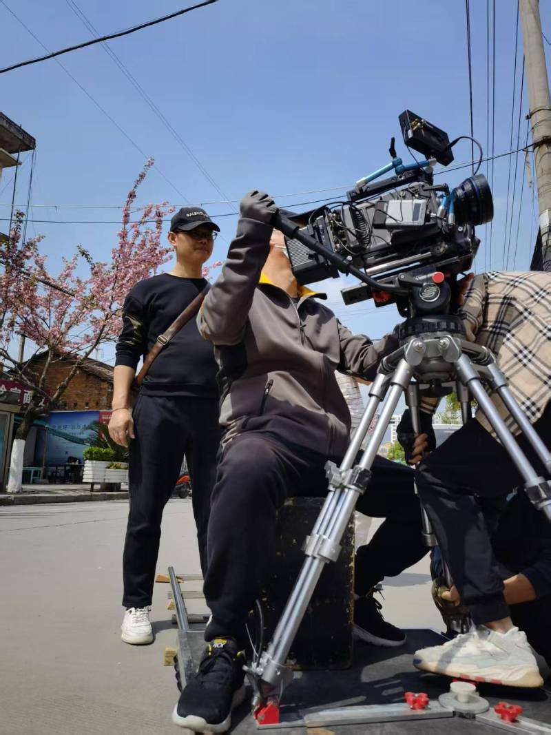盐山县广告片拍摄：快消品牌爆款之选，网感内容适配社媒传播！