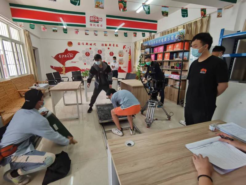 盐山县广告片拍摄公司：极简主义践行者，少即是多的视觉哲学